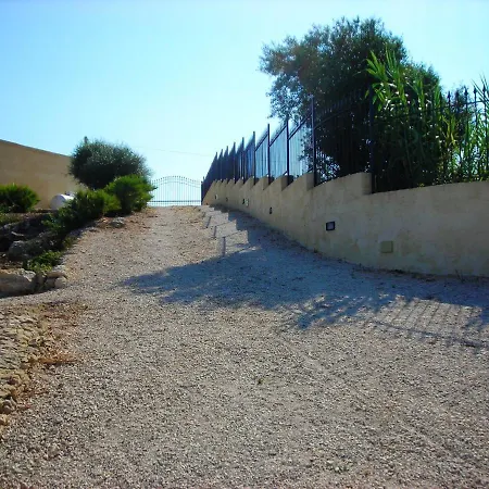 Villa Elegant Marsala: Sea View Retreat With Private Pool *